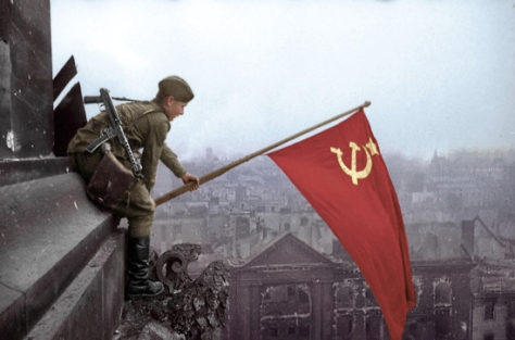 berlin-1945-red-army-red-banner